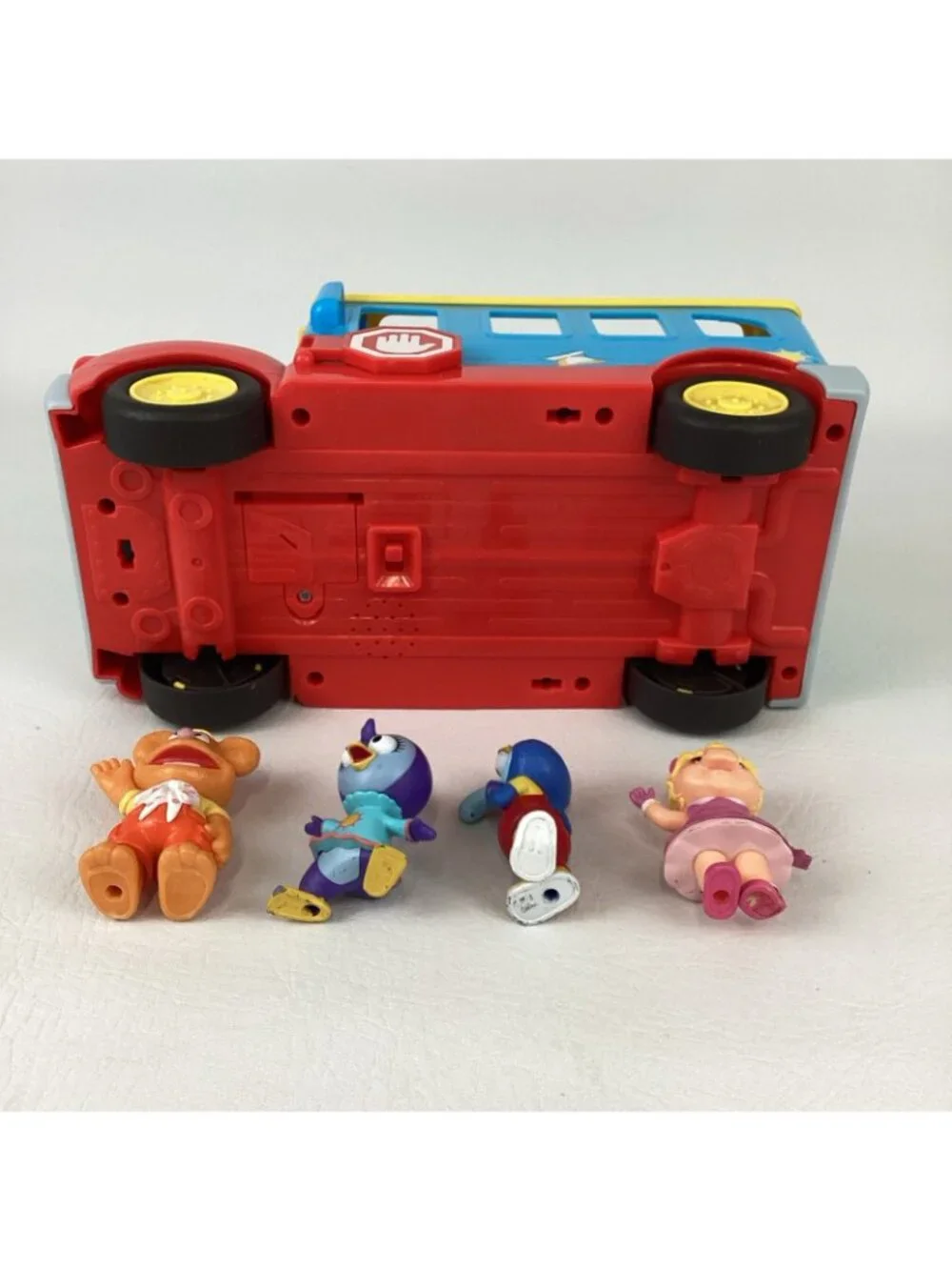 Disney Jr Muppet Babies Friendship Bus w Sounds Figures Miss Piggy Gonzo Bundle